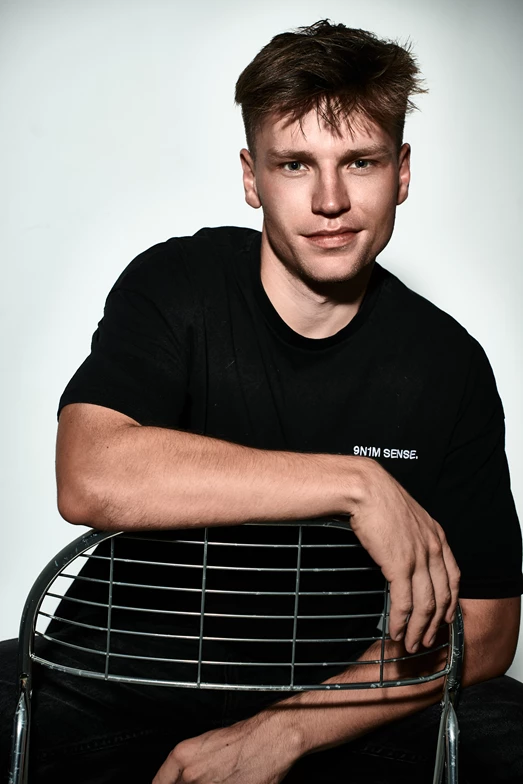 Philip L. - Gallery image Philip L. - Gallery image