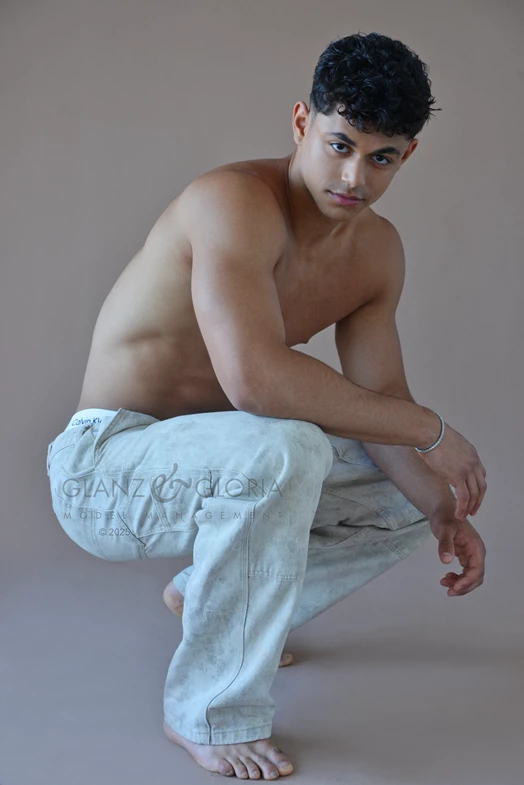 Ilias Z. - Gallery image Ilias Z. - Gallery image