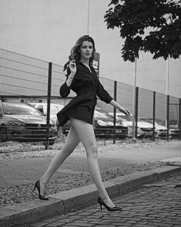 Paula V. - Gallery image Paula V. - Gallery image