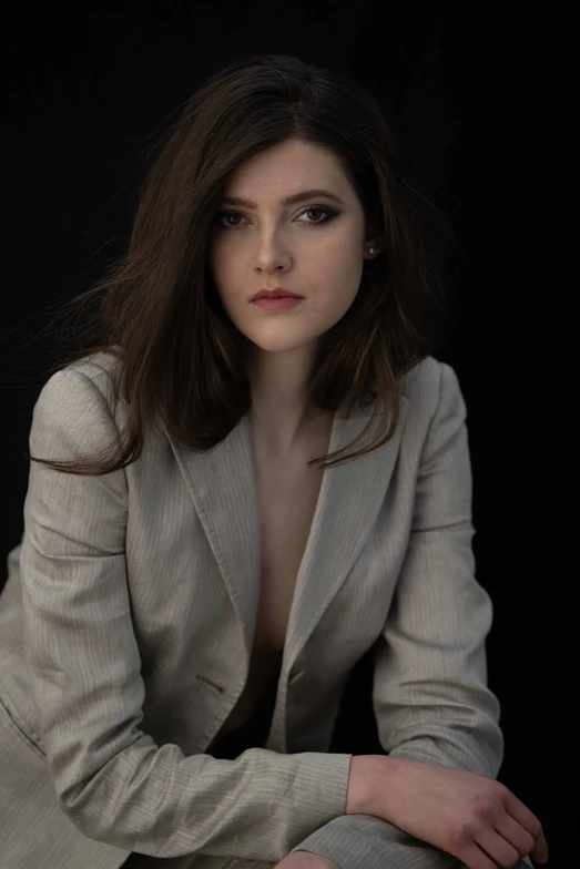 Paula V. - Gallery image Paula V. - Gallery image