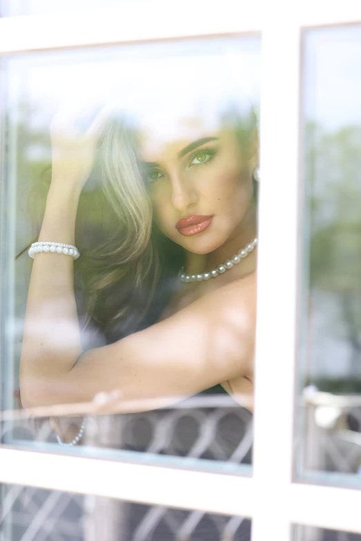 Regina G. - Gallery image Regina G. - Gallery image