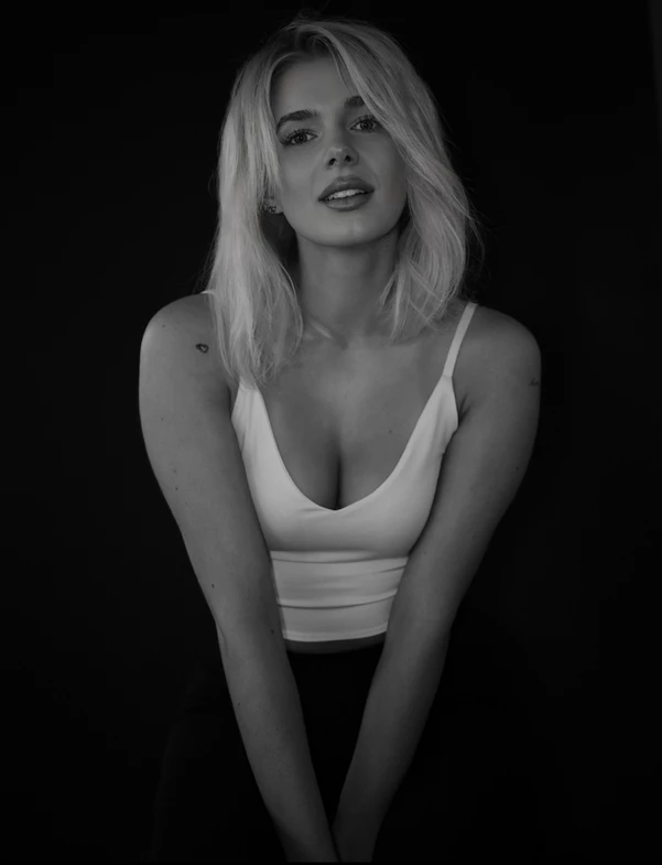 Daria A. - Gallery image Daria A. - Gallery image