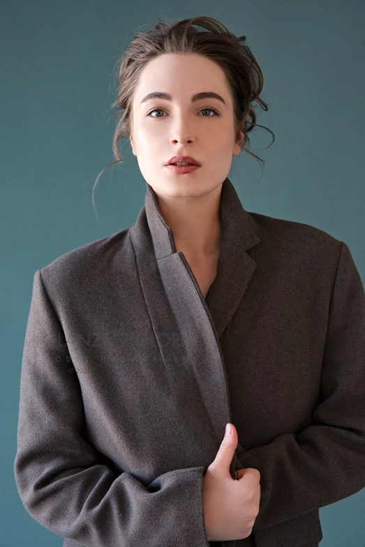 Emilie R. - Gallery image Emilie R. - Gallery image