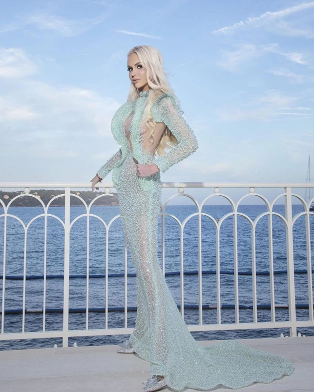 Ulrike Anna F. - Gallery image Ulrike Anna F. - Gallery image