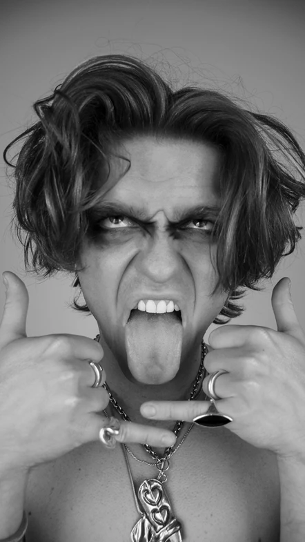 Philip R. - Gallery image Philip R. - Gallery image