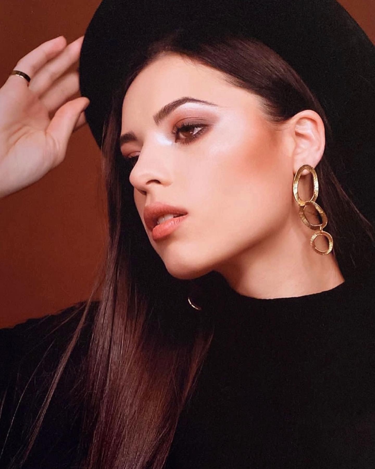 Cristina C - Gallery image Cristina C - Gallery image