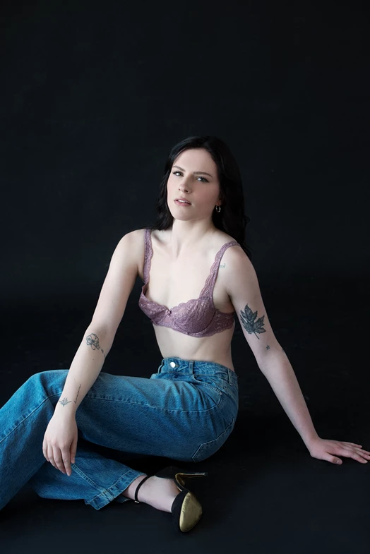 Lena T. - Gallery image Lena T. - Gallery image