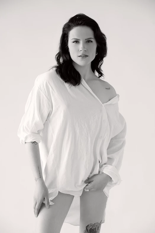 Lena T. - Gallery image Lena T. - Gallery image