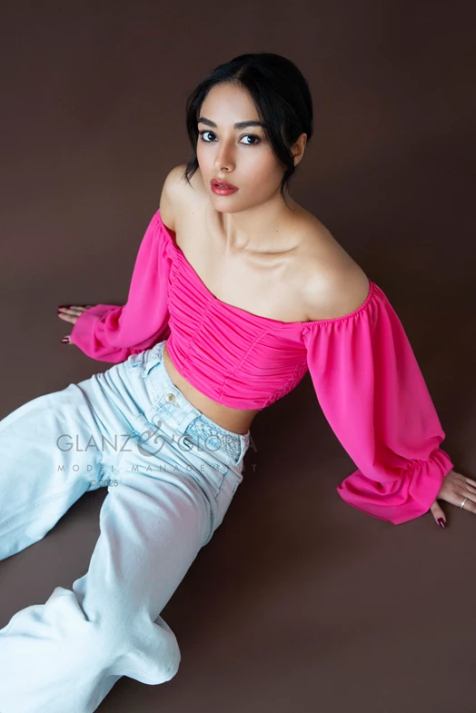 Ghita M. - Gallery image Ghita M. - Gallery image