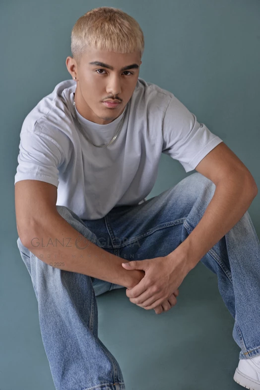 Younes C. - Gallery image Younes C. - Gallery image