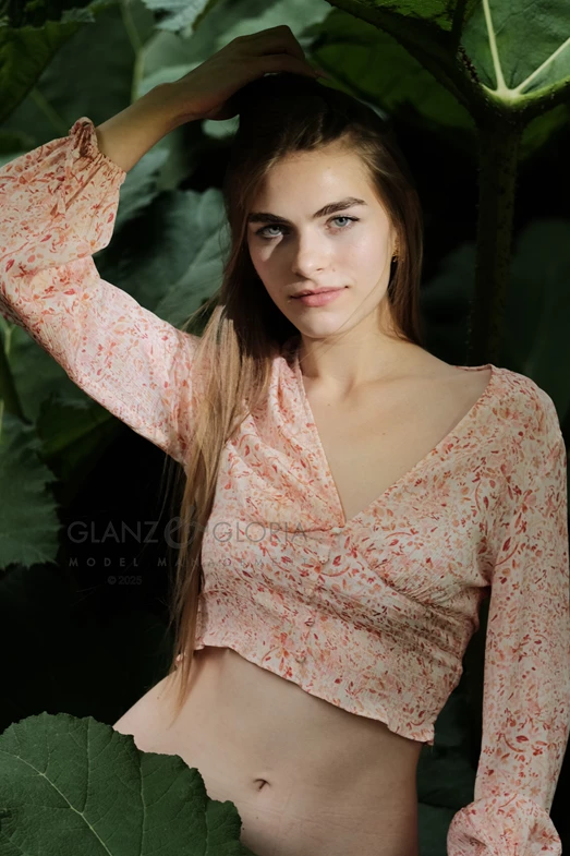 Daryna B. - Gallery image Daryna B. - Gallery image