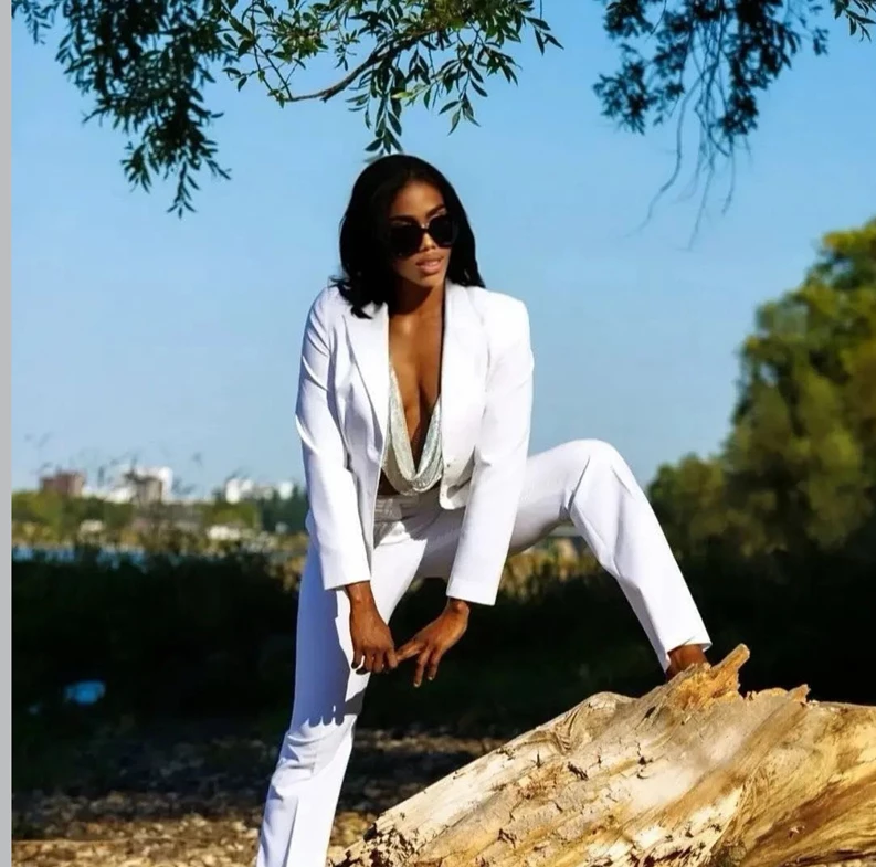 Kesandra C. - Düsseldorf - Gallery image Kesandra C. - Düsseldorf - Gallery image