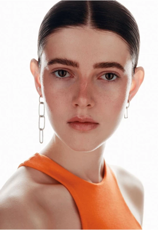 Paula V. - Gallery image Paula V. - Gallery image