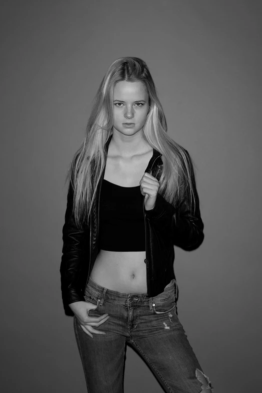 Alina K. - Gallery image Alina K. - Gallery image