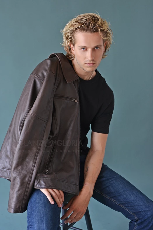 Daniel S. - Gallery image Daniel S. - Gallery image